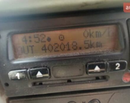 Белый Вольво Б12, объемом двигателя 12.13 л и пробегом 402 тыс. км за 39000 $, фото 10 на Automoto.ua