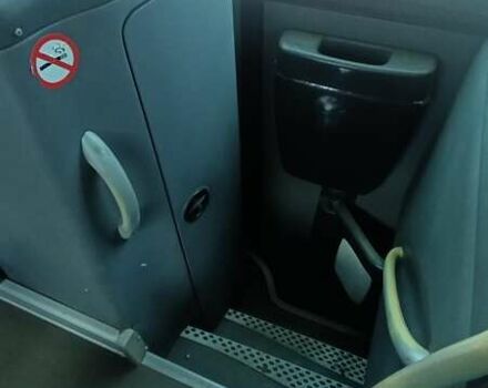 Белый Вольво Б12, объемом двигателя 12.13 л и пробегом 402 тыс. км за 39000 $, фото 15 на Automoto.ua