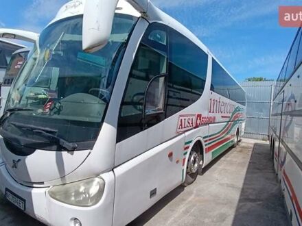 Белый Вольво Б12, объемом двигателя 12.13 л и пробегом 402 тыс. км за 39000 $, фото 1 на Automoto.ua