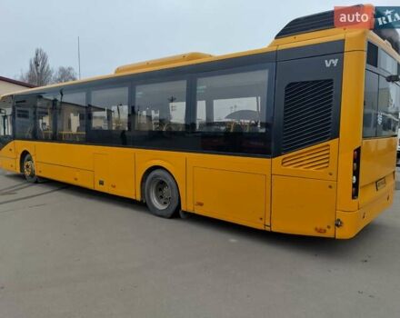 Желтый Вольво Б7Р, объемом двигателя 9.4 л и пробегом 500 тыс. км за 29900 $, фото 1 на Automoto.ua