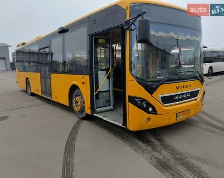 Желтый Вольво Б7Р, объемом двигателя 9.4 л и пробегом 500 тыс. км за 29900 $, фото 7 на Automoto.ua