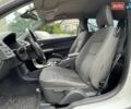 Белый Вольво Ц30, объемом двигателя 1.8 л и пробегом 288 тыс. км за 5190 $, фото 9 на Automoto.ua