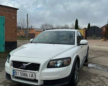 Белый Вольво Ц30, объемом двигателя 1.98 л и пробегом 196 тыс. км за 7600 $, фото 13 на Automoto.ua