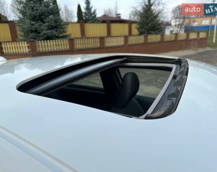 Белый Вольво Ц30, объемом двигателя 1.98 л и пробегом 196 тыс. км за 7600 $, фото 23 на Automoto.ua