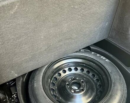 Белый Вольво Ц30, объемом двигателя 1.56 л и пробегом 272 тыс. км за 9292 $, фото 31 на Automoto.ua
