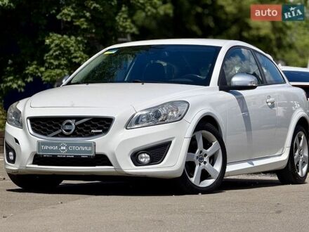 Білий Вольво C30, об'ємом двигуна 2 л та пробігом 211 тис. км за 6500 $, фото 1 на Automoto.ua