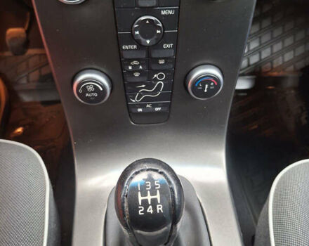 Черный Вольво Ц30, объемом двигателя 1.6 л и пробегом 286 тыс. км за 5200 $, фото 22 на Automoto.ua