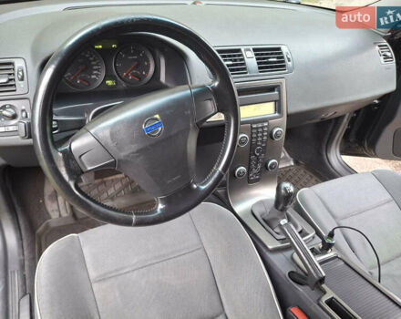 Черный Вольво Ц30, объемом двигателя 1.6 л и пробегом 286 тыс. км за 5200 $, фото 17 на Automoto.ua