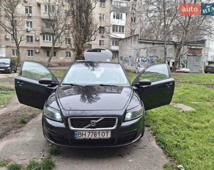Черный Вольво Ц30, объемом двигателя 1.6 л и пробегом 286 тыс. км за 5200 $, фото 15 на Automoto.ua