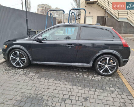 Черный Вольво Ц30, объемом двигателя 1.6 л и пробегом 286 тыс. км за 5200 $, фото 6 на Automoto.ua