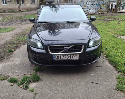 Черный Вольво Ц30, объемом двигателя 1.6 л и пробегом 286 тыс. км за 5200 $, фото 2 на Automoto.ua
