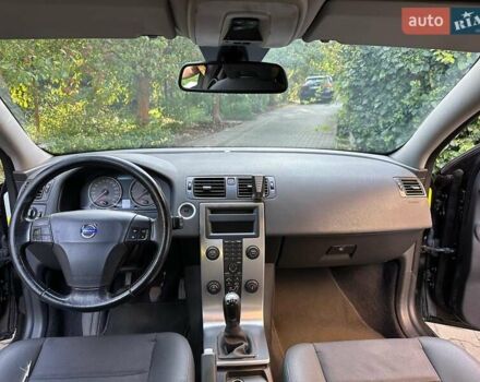 Вольво Ц30 2007 в Киеве на Automoto.ua Черный Вольво Ц30, объемом двигателя 1.6 л и пробегом 270 тыс. км за 5999 $, фото 7 на Automoto.ua