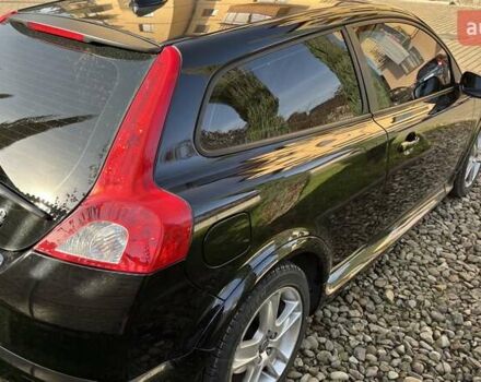 Черный Вольво Ц30, объемом двигателя 1.56 л и пробегом 455 тыс. км за 6500 $, фото 5 на Automoto.ua