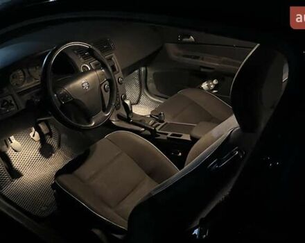 Черный Вольво Ц30, объемом двигателя 1.56 л и пробегом 455 тыс. км за 6500 $, фото 12 на Automoto.ua