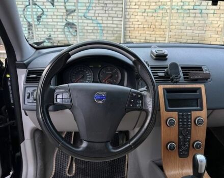 Черный Вольво Ц30, объемом двигателя 1.6 л и пробегом 258 тыс. км за 6500 $, фото 4 на Automoto.ua