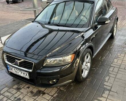 Черный Вольво Ц30, объемом двигателя 1.6 л и пробегом 258 тыс. км за 6500 $, фото 1 на Automoto.ua
