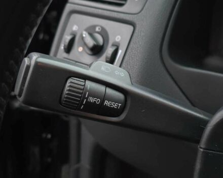 Черный Вольво Ц30, объемом двигателя 1.6 л и пробегом 252 тыс. км за 7499 $, фото 8 на Automoto.ua