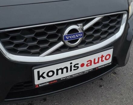 Черный Вольво Ц30, объемом двигателя 1.6 л и пробегом 252 тыс. км за 7499 $, фото 1 на Automoto.ua