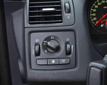 Черный Вольво Ц30, объемом двигателя 1.6 л и пробегом 252 тыс. км за 7499 $, фото 7 на Automoto.ua