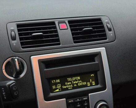 Черный Вольво Ц30, объемом двигателя 1.6 л и пробегом 252 тыс. км за 7499 $, фото 10 на Automoto.ua