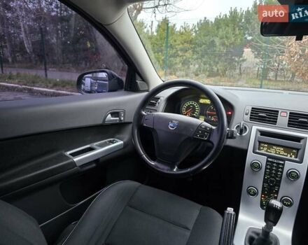 Черный Вольво Ц30, объемом двигателя 1.6 л и пробегом 252 тыс. км за 7499 $, фото 52 на Automoto.ua