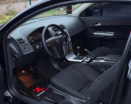 Черный Вольво Ц30, объемом двигателя 1.6 л и пробегом 252 тыс. км за 7499 $, фото 5 на Automoto.ua