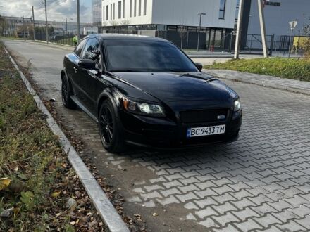 Черный Вольво Ц30, объемом двигателя 1.6 л и пробегом 348 тыс. км за 5600 $, фото 1 на Automoto.ua