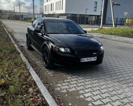 Черный Вольво Ц30, объемом двигателя 1.6 л и пробегом 348 тыс. км за 5600 $, фото 1 на Automoto.ua