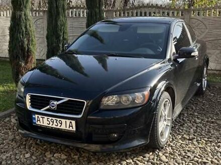 Черный Вольво Ц30, объемом двигателя 1.56 л и пробегом 455 тыс. км за 6500 $, фото 1 на Automoto.ua