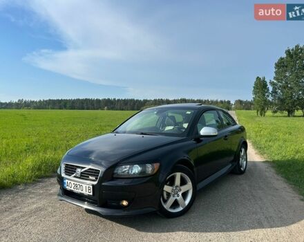 Черный Вольво Ц30, объемом двигателя 1.6 л и пробегом 139 тыс. км за 7300 $, фото 1 на Automoto.ua