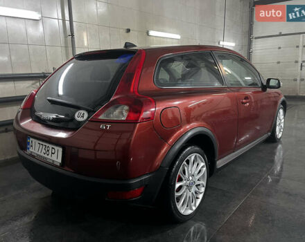 Коричневий Вольво C30, об'ємом двигуна 1.56 л та пробігом 252 тис. км за 6800 $, фото 2 на Automoto.ua