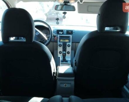 Коричневый Вольво Ц30, объемом двигателя 1.6 л и пробегом 250 тыс. км за 6200 $, фото 12 на Automoto.ua