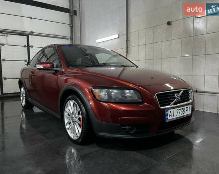 Коричневий Вольво C30, об'ємом двигуна 1.56 л та пробігом 252 тис. км за 6800 $, фото 1 на Automoto.ua