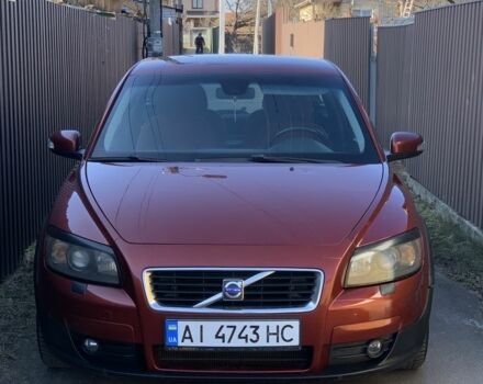 Красный Вольво Ц30, объемом двигателя 1.8 л и пробегом 146 тыс. км за 6000 $, фото 1 на Automoto.ua