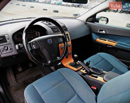 Вольво Ц30, объемом двигателя 1.6 л и пробегом 191 тыс. км за 7400 $, фото 5 на Automoto.ua