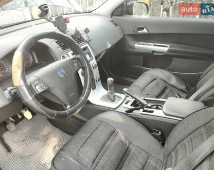 Вольво Ц30, объемом двигателя 1.6 л и пробегом 234 тыс. км за 7100 $, фото 9 на Automoto.ua