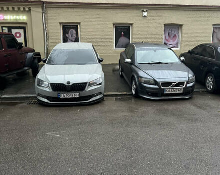 Серый Вольво Ц30, объемом двигателя 2 л и пробегом 245 тыс. км за 7500 $, фото 31 на Automoto.ua