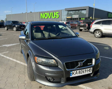 Серый Вольво Ц30, объемом двигателя 2 л и пробегом 245 тыс. км за 7500 $, фото 16 на Automoto.ua