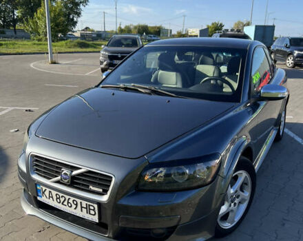 Серый Вольво Ц30, объемом двигателя 2 л и пробегом 245 тыс. км за 7500 $, фото 18 на Automoto.ua