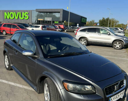 Серый Вольво Ц30, объемом двигателя 2 л и пробегом 245 тыс. км за 7500 $, фото 10 на Automoto.ua