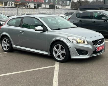 Серый Вольво Ц30, объемом двигателя 1.6 л и пробегом 249 тыс. км за 10000 $, фото 5 на Automoto.ua