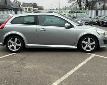 Серый Вольво Ц30, объемом двигателя 1.6 л и пробегом 249 тыс. км за 10000 $, фото 7 на Automoto.ua