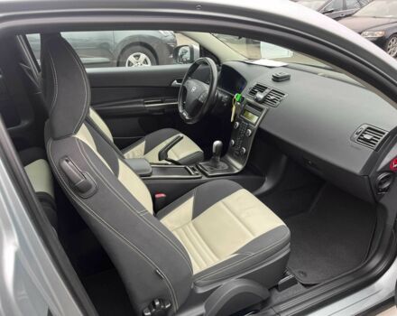 Серый Вольво Ц30, объемом двигателя 1.6 л и пробегом 249 тыс. км за 10000 $, фото 14 на Automoto.ua