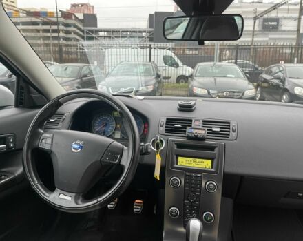 Серый Вольво Ц30, объемом двигателя 1.6 л и пробегом 249 тыс. км за 10000 $, фото 17 на Automoto.ua