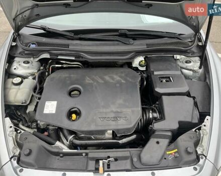 Серый Вольво Ц30, объемом двигателя 1.6 л и пробегом 249 тыс. км за 10000 $, фото 21 на Automoto.ua