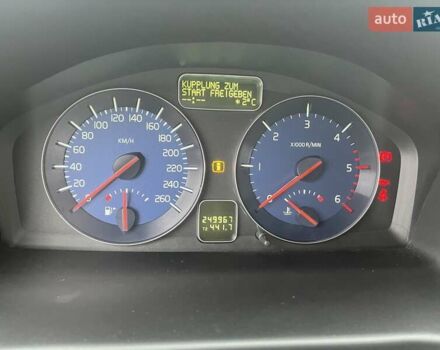 Серый Вольво Ц30, объемом двигателя 1.6 л и пробегом 249 тыс. км за 10000 $, фото 20 на Automoto.ua