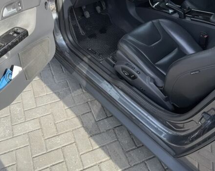 Серый Вольво Ц30, объемом двигателя 2 л и пробегом 230 тыс. км за 6000 $, фото 6 на Automoto.ua