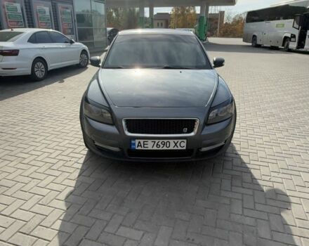 Серый Вольво Ц30, объемом двигателя 2 л и пробегом 230 тыс. км за 6000 $, фото 2 на Automoto.ua