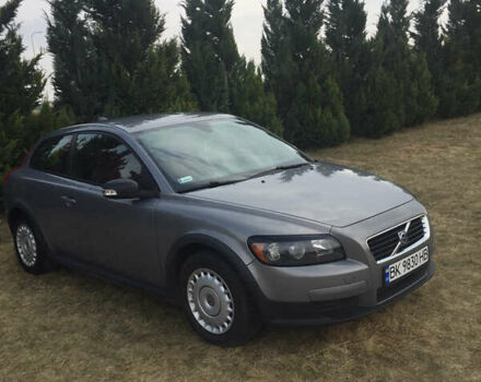 Серый Вольво Ц30, объемом двигателя 1.6 л и пробегом 270 тыс. км за 5900 $, фото 1 на Automoto.ua