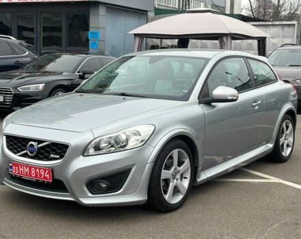 Серый Вольво Ц30, объемом двигателя 1.6 л и пробегом 249 тыс. км за 10000 $, фото 1 на Automoto.ua